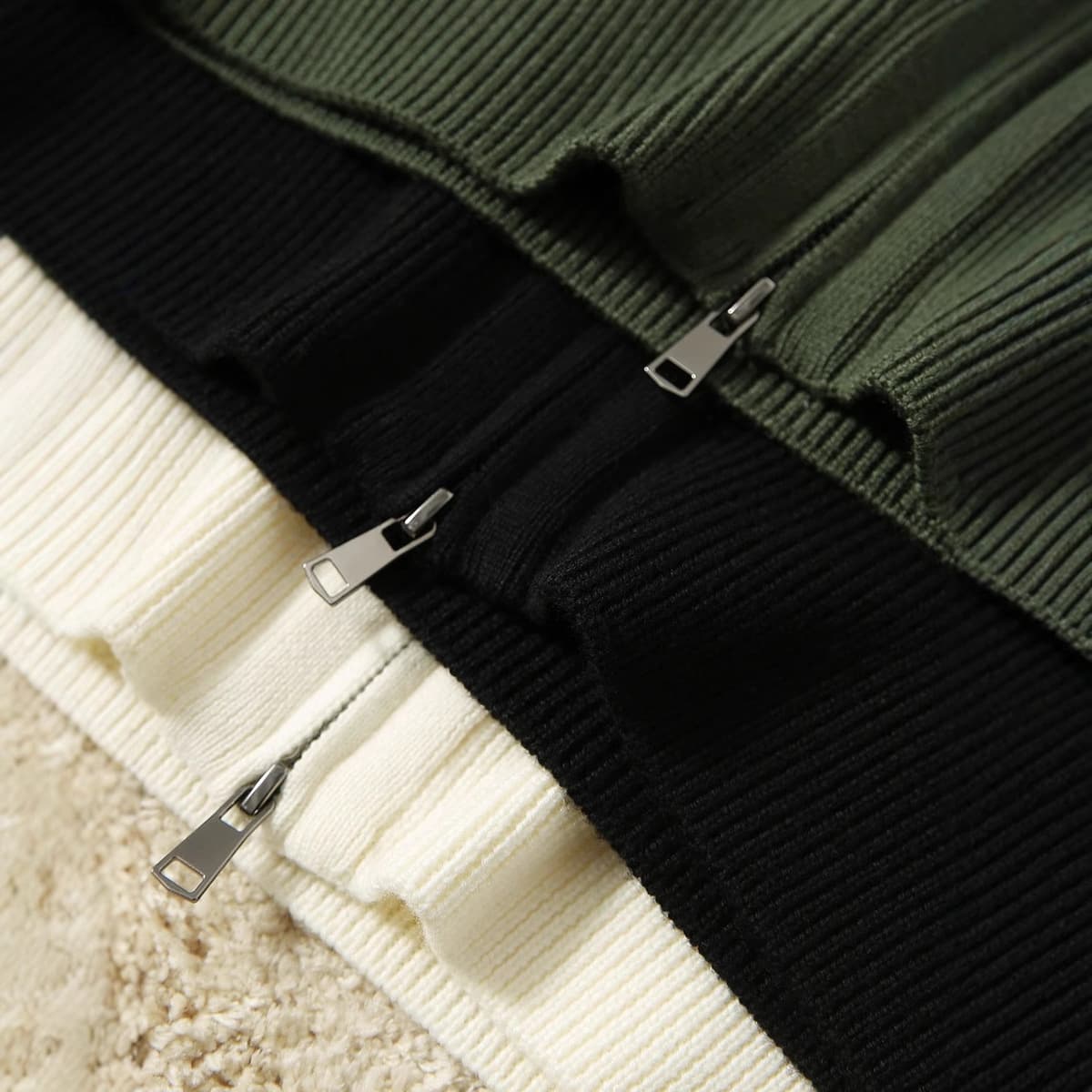 Осенний новый маленький вертикальный воротник двойной молнии дизайн чувствует шерстяной вязаный кардиган