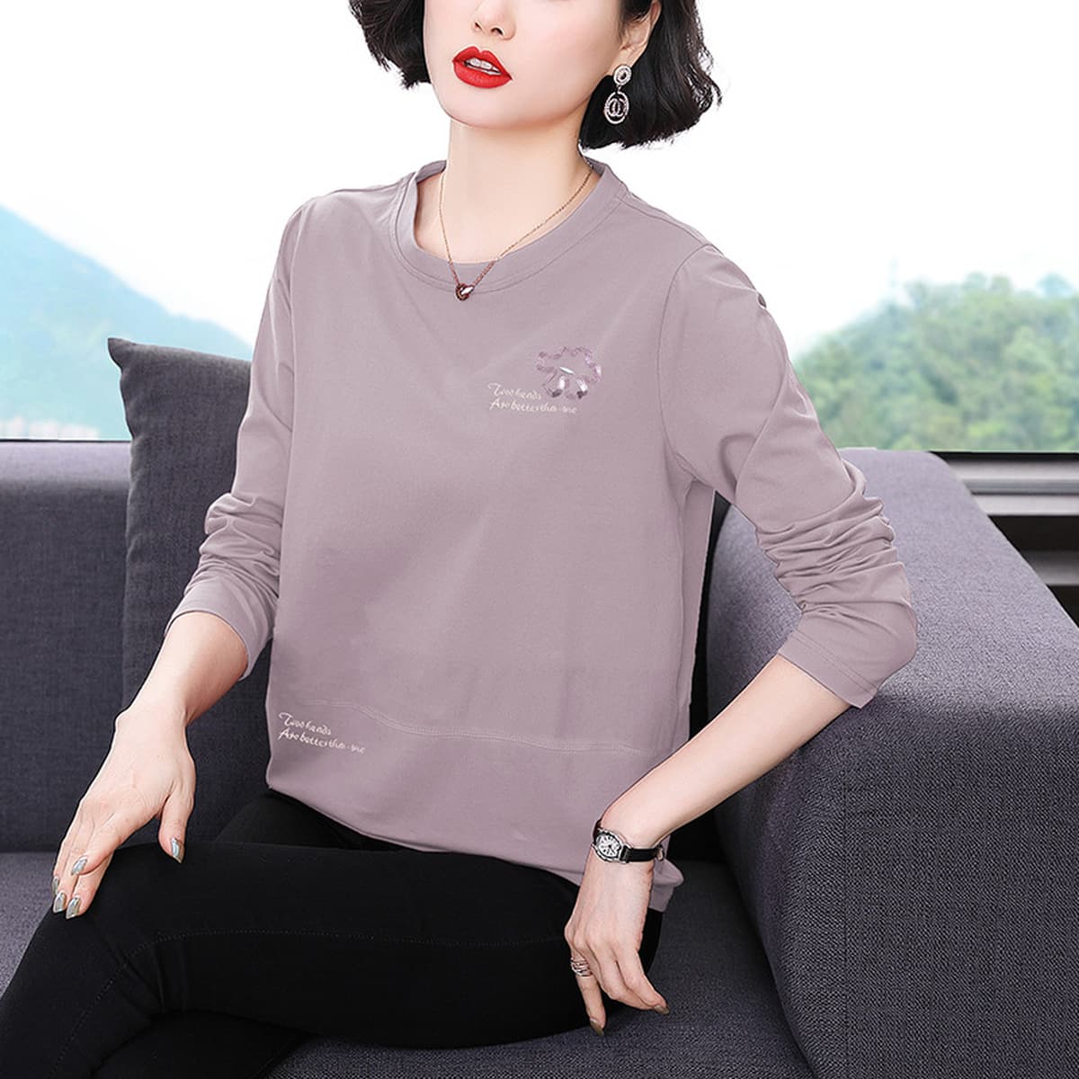 Простой топ-пуловер для женщин среднего возраста Рубашка для мамы с мясом 2023 Весна и осень новая футболка с длинным...