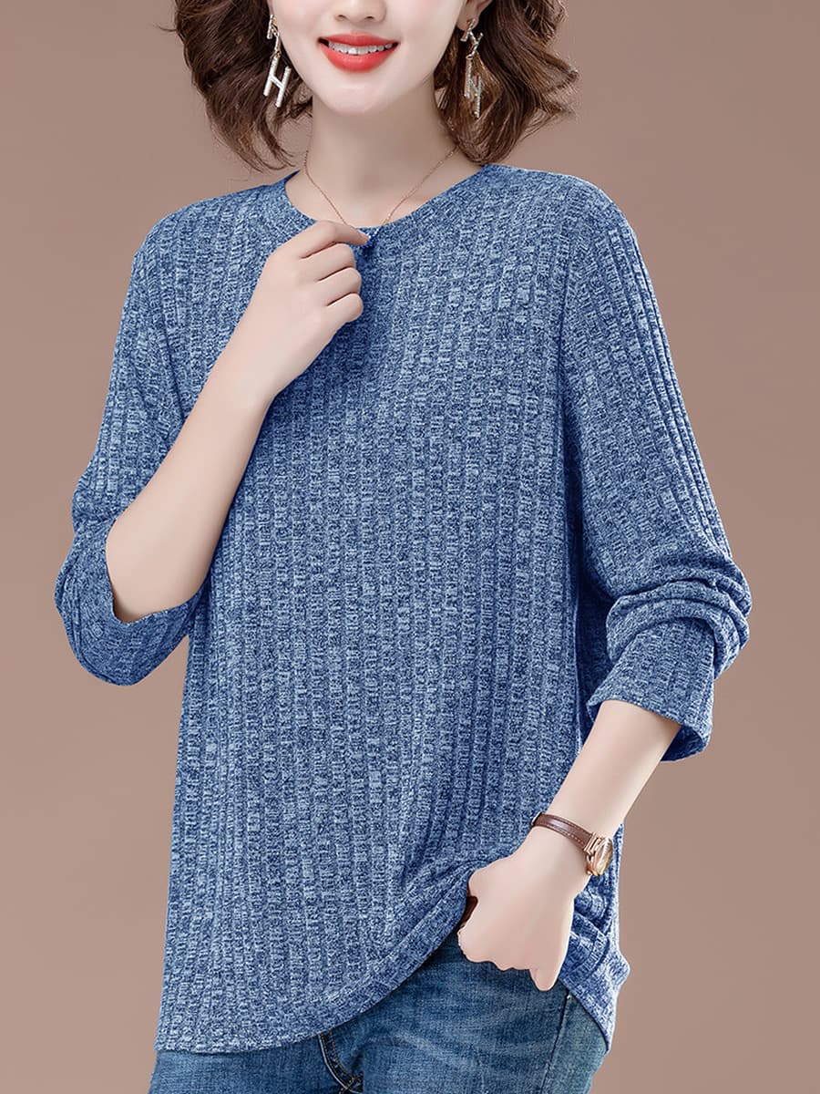 Мать среднего и пожилого возраста покрывает живот весной и осенью