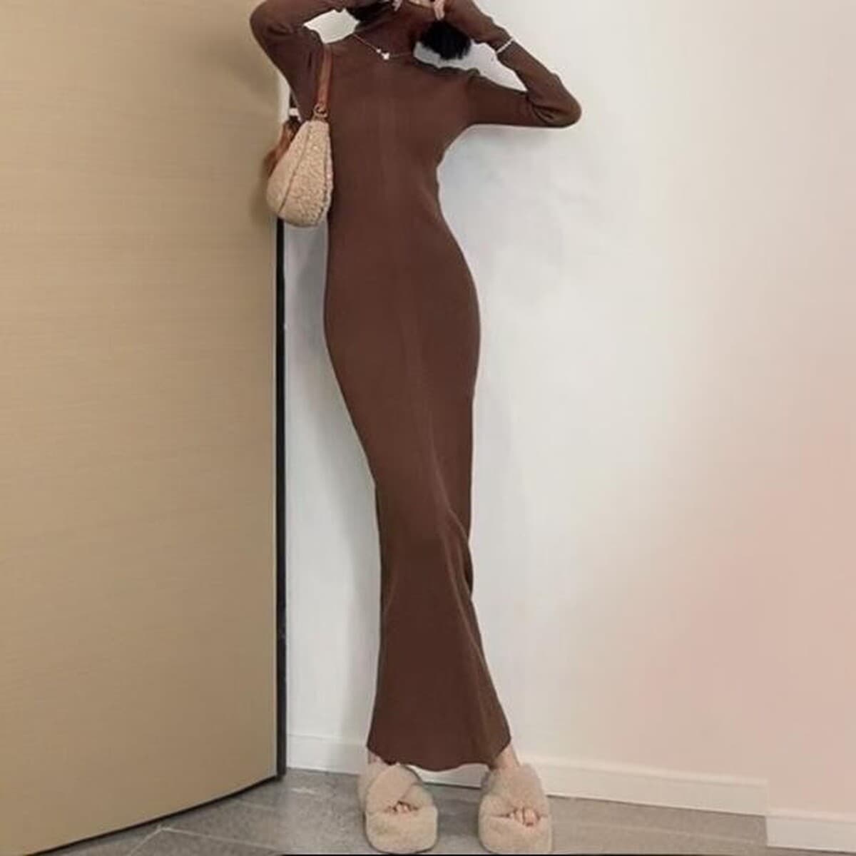 2024 высокий осенний и зимний высокий воротник супер длинное свитер платье плюс длинное рукава тонкое вязаное платье для...