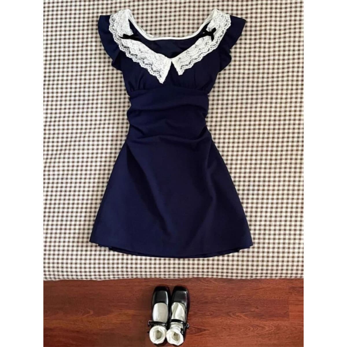 Летняя юбка-миди в стиле Хепберн 2025 года, миниатюрная, короткая, с французским кружевом и маленькими летящими рукавами для...