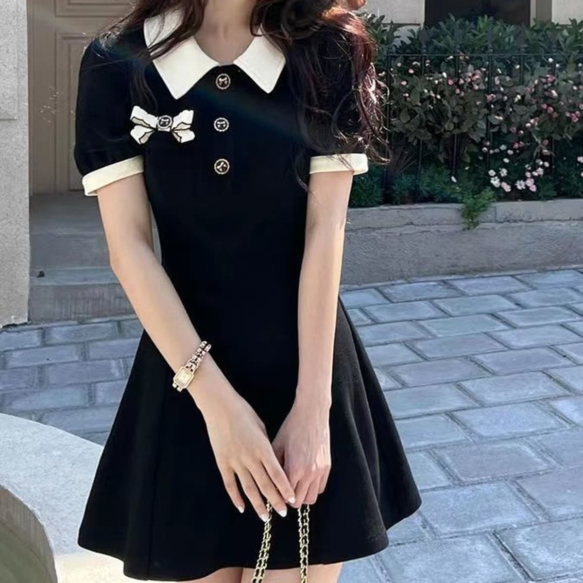 Черное платье с воротником поло в стиле Chanel женское 2022 летнее новый стиль маленький дизайн стройнящая маленькая черная...