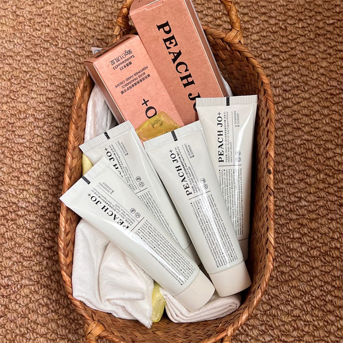 Крем для рук PEACH JO+ для женщин, увлажняющий и питательный, практичный рождественский подарок, увлажняющий сувенир для...