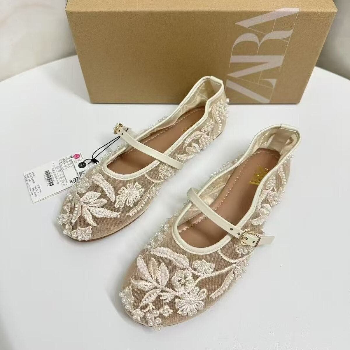 ZA Home 2025 новые туфли женские балетки Мэри Джейн женские туфли новые вышитые китайский стиль белые босоножки Baotou