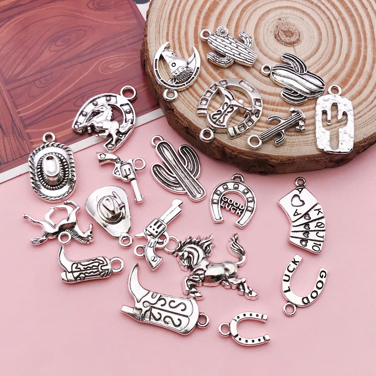 Смешать 20 старинных серебряных западных ковбойских конских шляп кактус пистолетные подвески творческие аксессуары для...