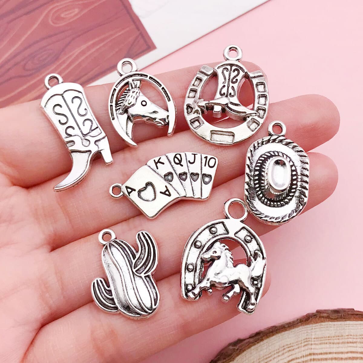 Смешать 20 старинных серебряных западных ковбойских конских шляп кактус пистолетные подвески творческие аксессуары для...