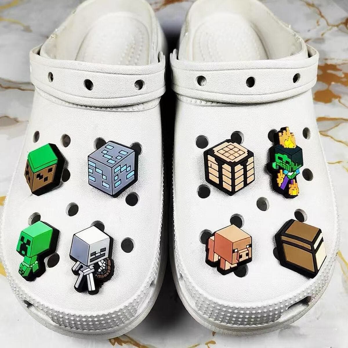 Пещерная обувь обувь цветочная обувь пряжка мультфильм мультфильм набор аксессуаров серии пещерная обувь декоративная пряжка...