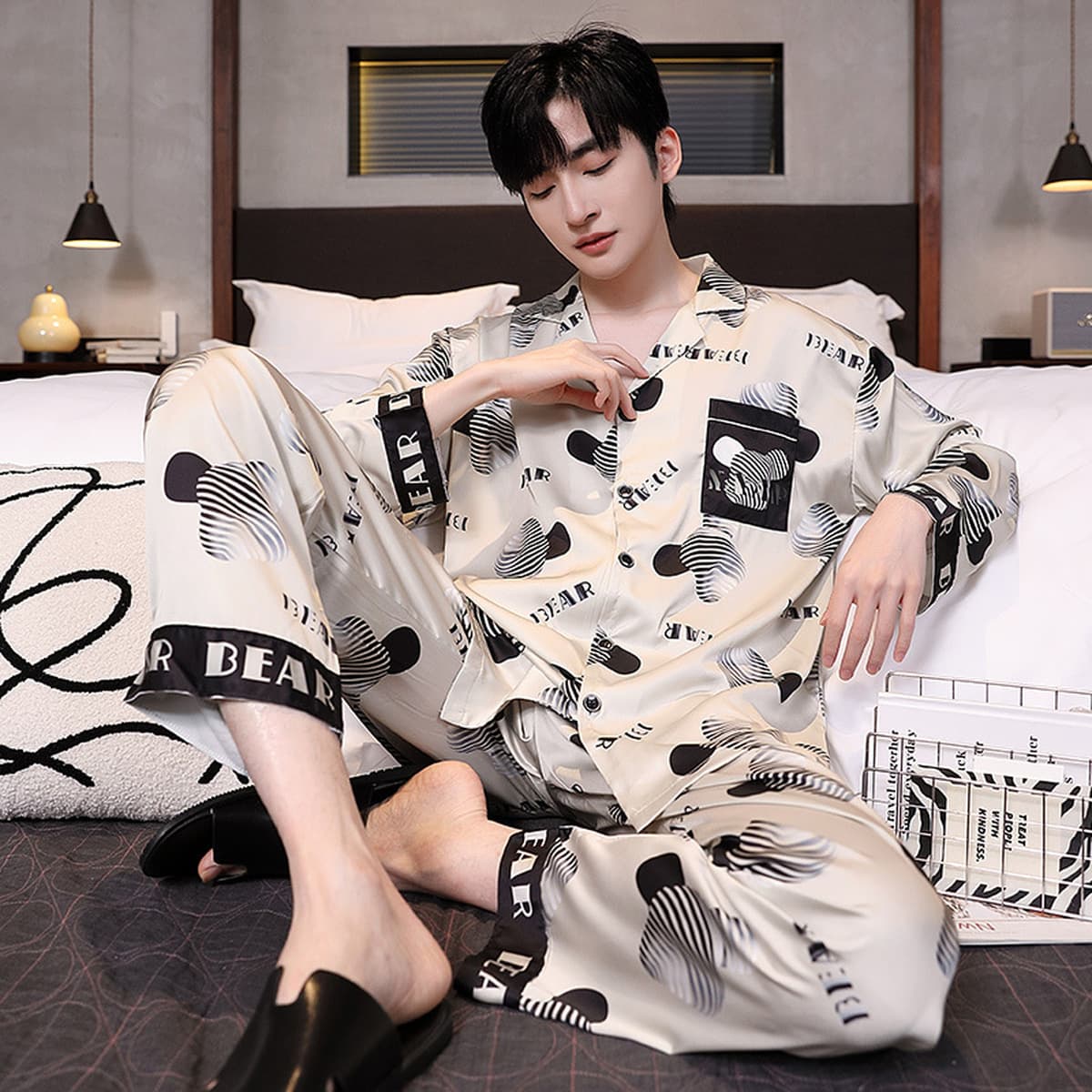 Подростковая ледяная шелковая пижама для мужчин 2025 летний минималистский кардиган тонкий шелковый костюм с короткими...