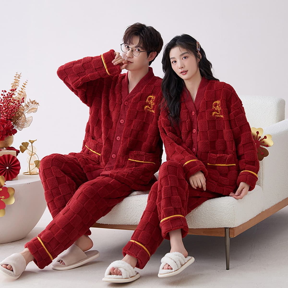Lushi зимняя утолщенная пара коралловых флисовых пижам костюм женский Свадебный Праздничный год рождения большая красная...