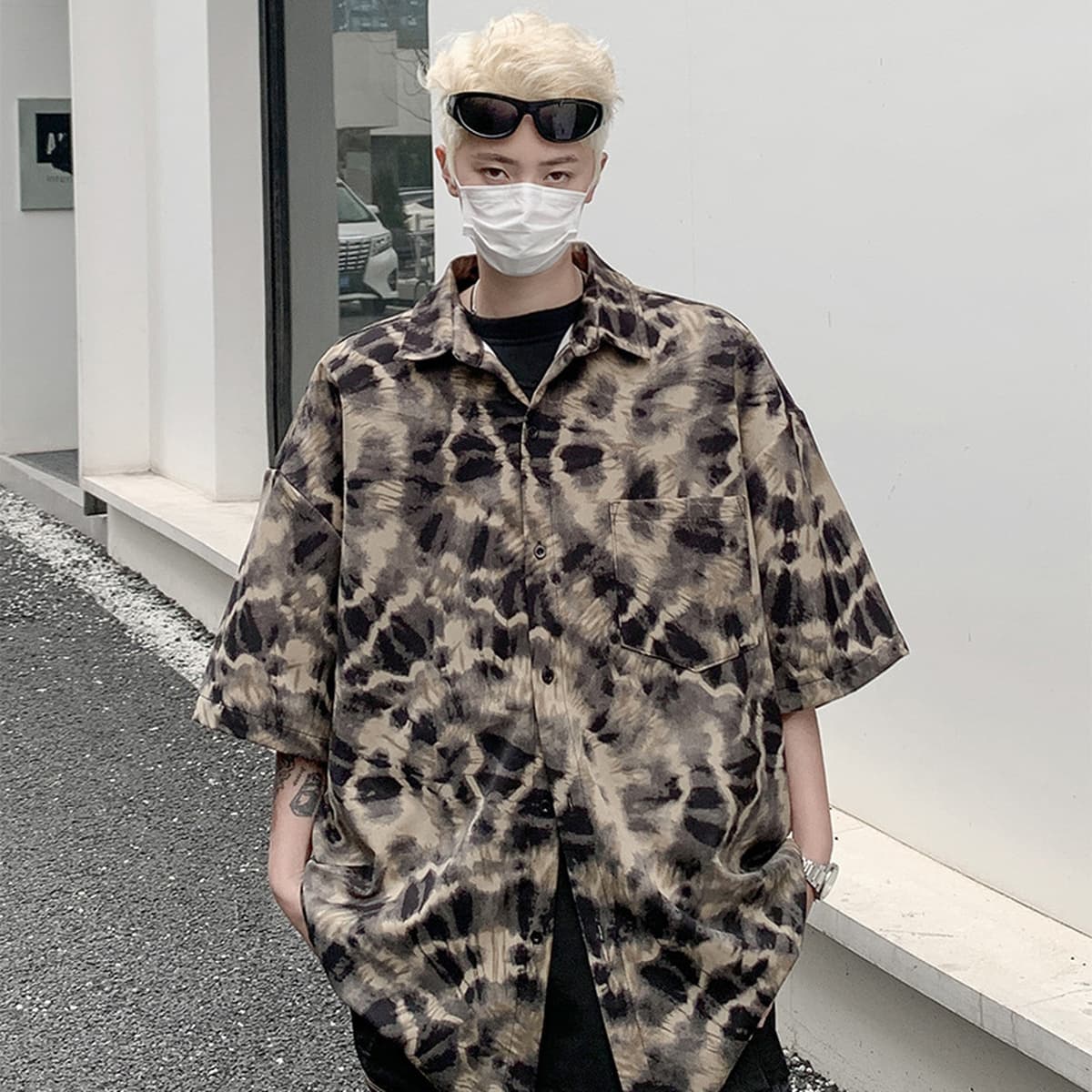 Гавайская цветочная рубашка мужская с короткими рукавами ледяной шелк прилив пляжная рубашка летняя тонкая свободная куртка...