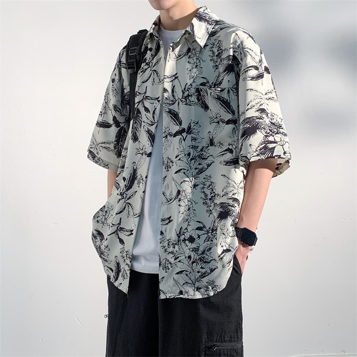 Гавайская цветочная рубашка мужская с короткими рукавами ледяной шелк прилив пляжная рубашка летняя тонкая свободная куртка...