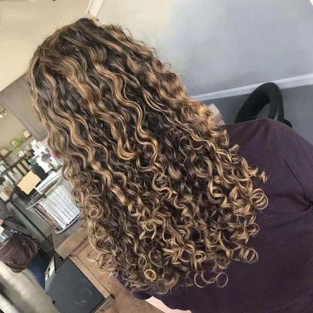 Европейские и американские парики африканские длинные вьющиеся волосы женские химические волокна высокотемпературный шелк...