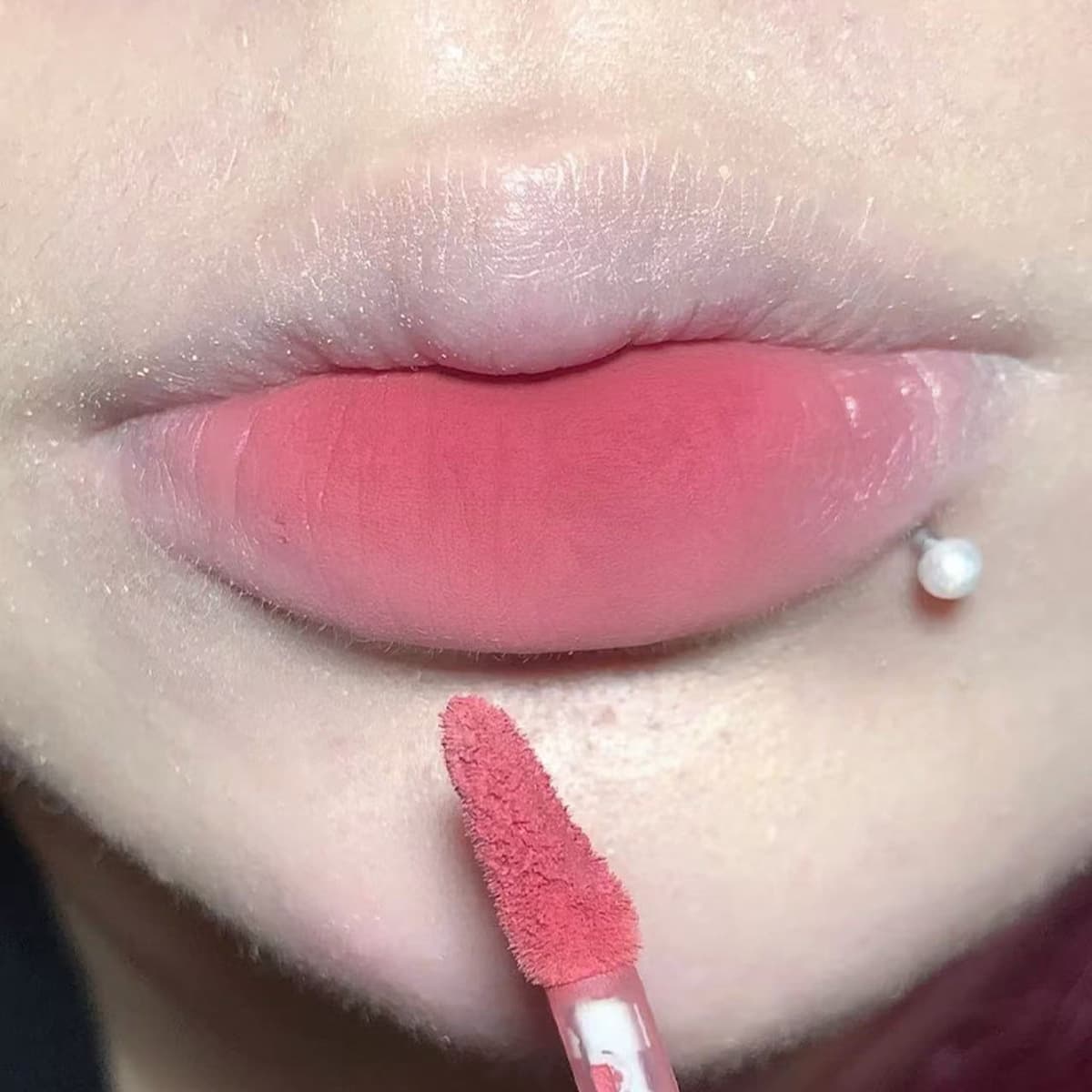 Нежная обнаженная губная глазурь! Молочный крем матовый матовый губы