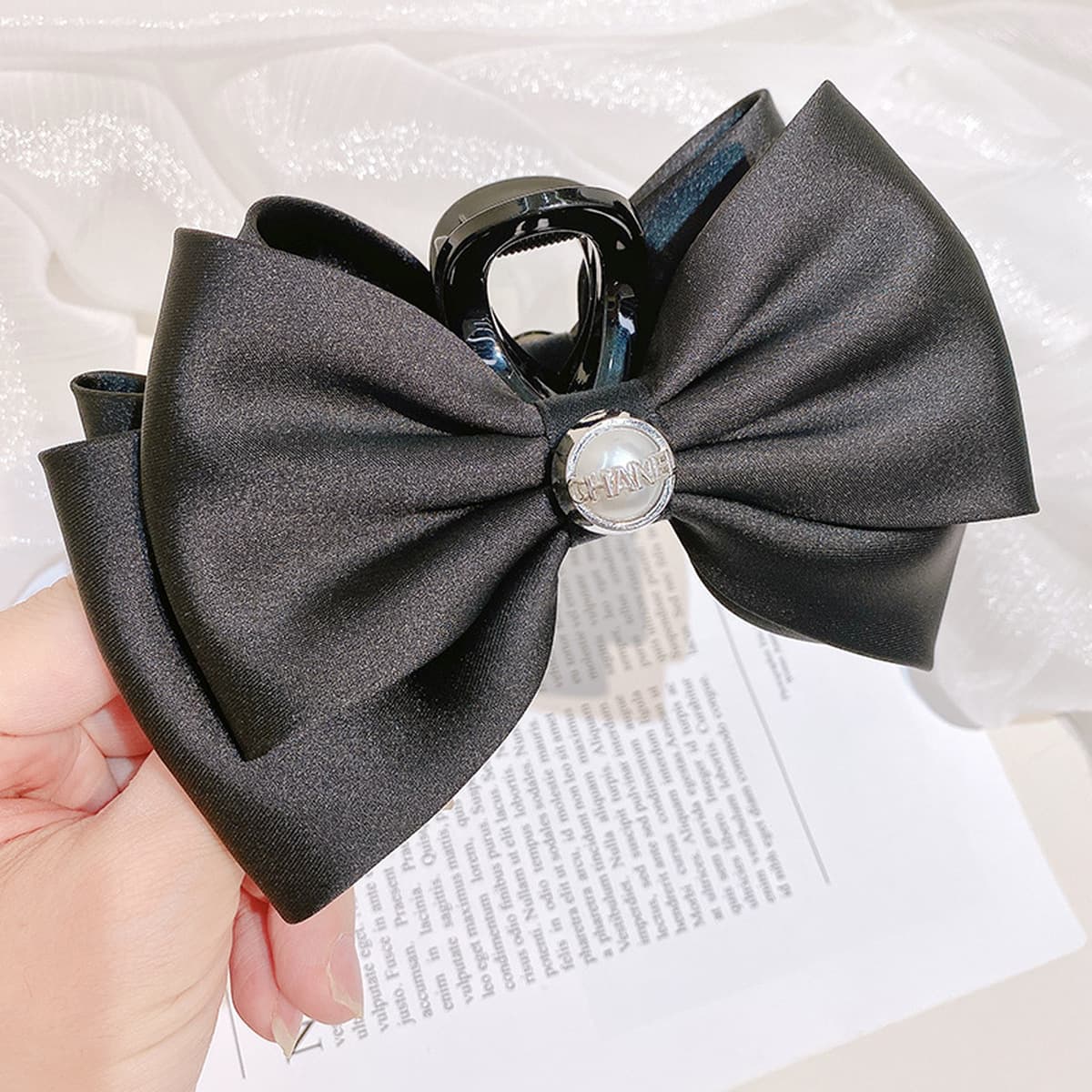 Заколка для волос «Принцесса в беге» с атласным бантом, заколка-крокодил, стильная популярная заколка для причесок, женская...