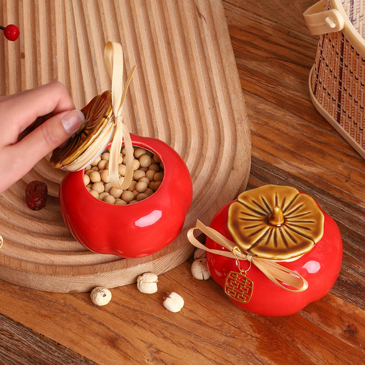 Свадебные конфеты коробка хурмы чайная банка хурмы