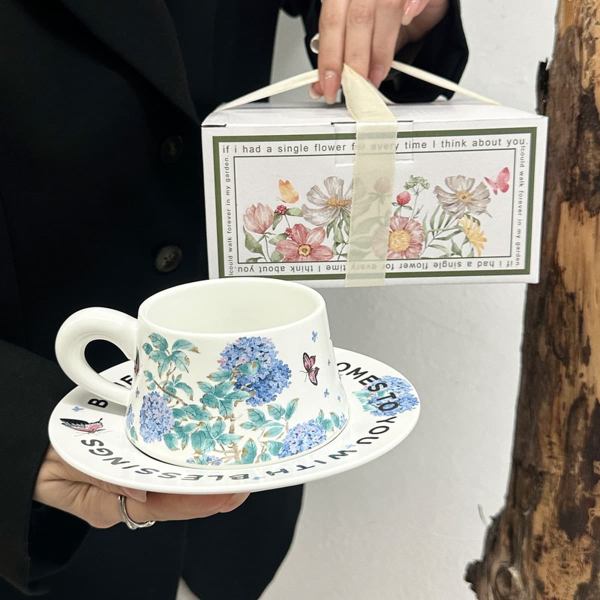 Подарок на день рождения для девочек, набор высококачественных кофейных чашек, изысканная керамическая чашка для напитков,...
