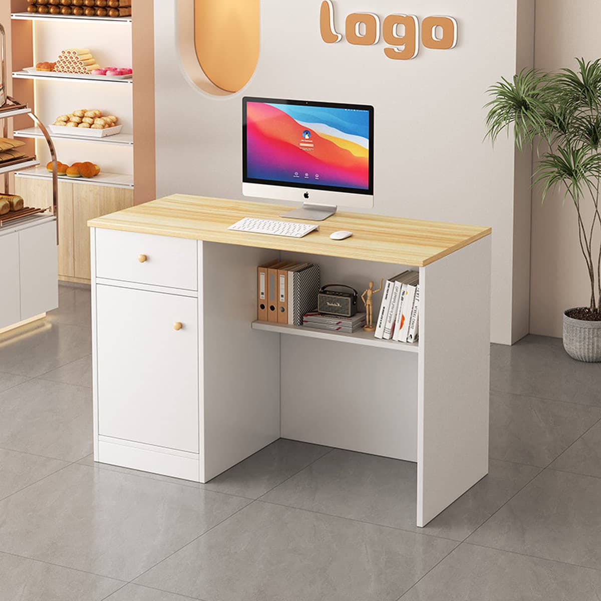 Простой магазин одежды, коммерческий бар, касса, салон красоты, стойка регистрации, магазин женской одежды, небольшой...