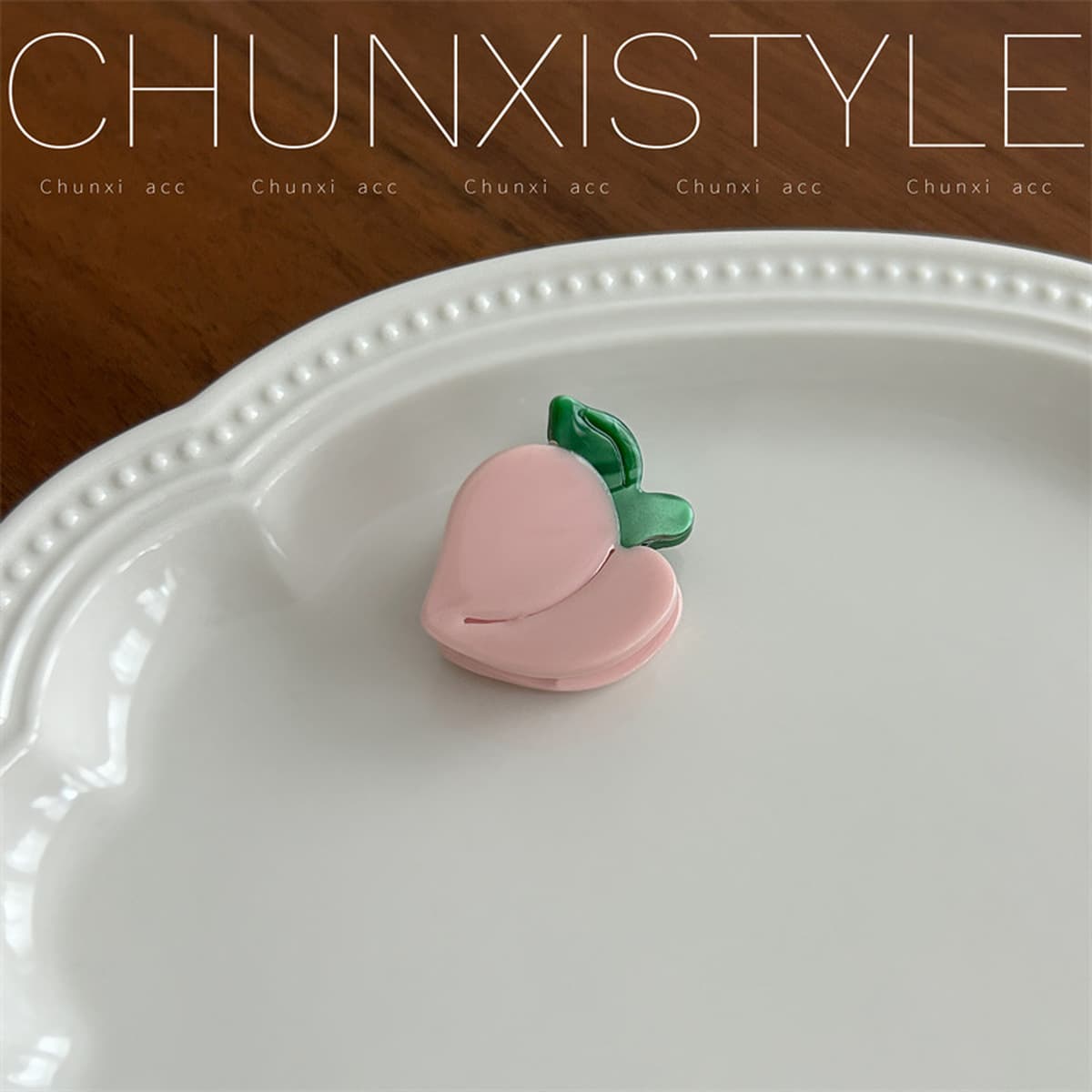 Одна пара зажимов выглядит лучше ~ Высокие черепа, милые фрукты, маленькие волосы, клубничные красные челки, заколки для...