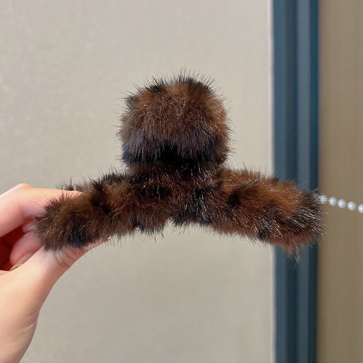 Заколка для волос в клетку, новая модель 2025 года, элитный стиль для затылка, высококачественная заколка-«жабромер»,...