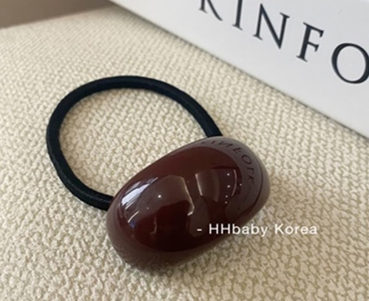 Красивый молочный кофе ~ Маленькая молочная крышка простой конский хвост кольцо для волос