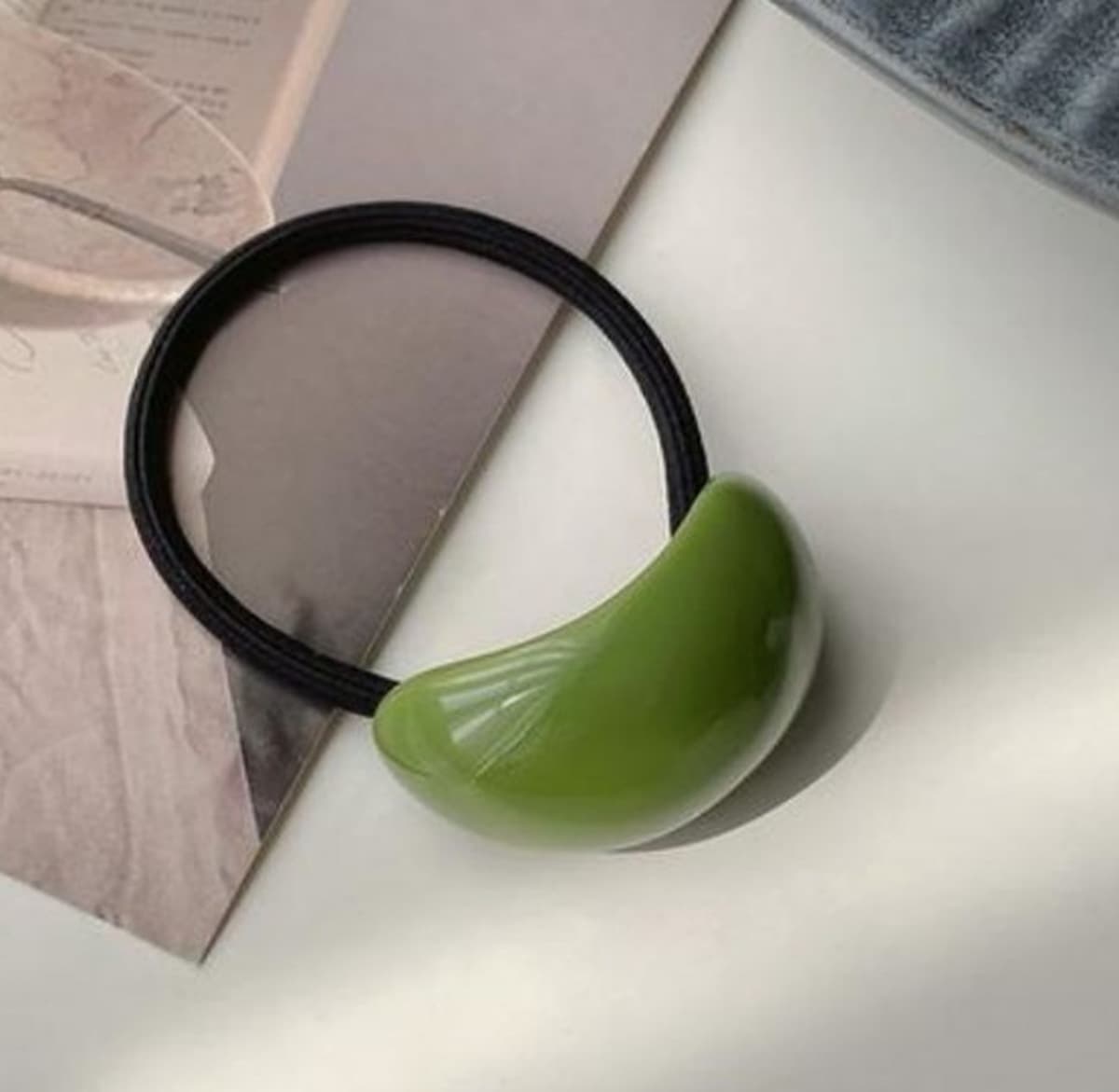 Красивый молочный кофе ~ Маленькая молочная крышка простой конский хвост кольцо для волос