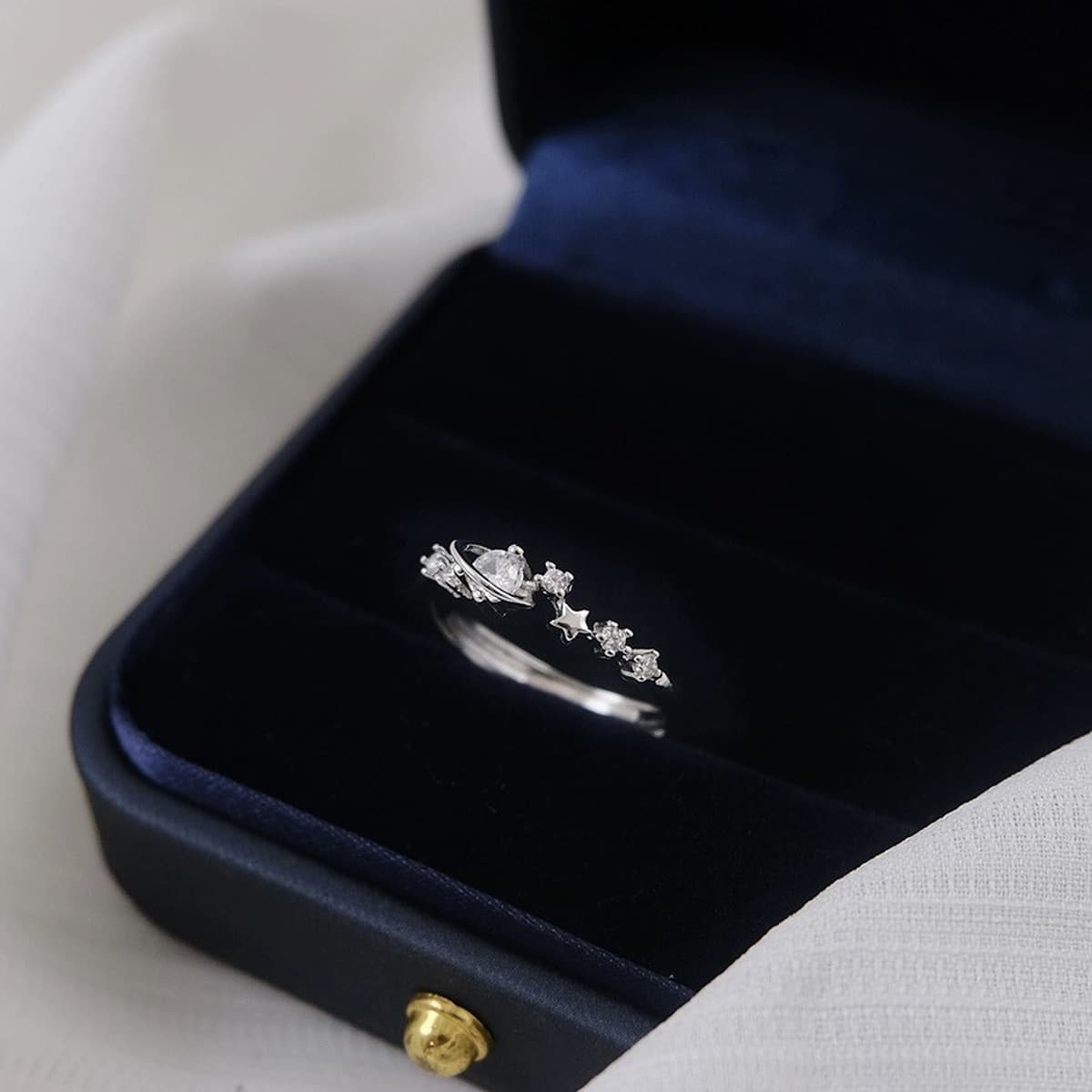 2024 маленькая свежая звезда земное кольцо женский, Япония и Южная Корея