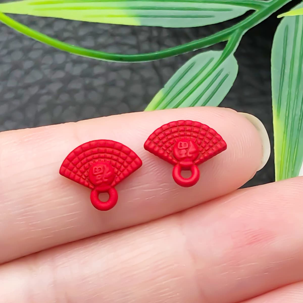 Двойной подвесной веер в китайском стиле с цветком сливы и бамбуковым листом, новые китайские серьги-заколки из масляного...