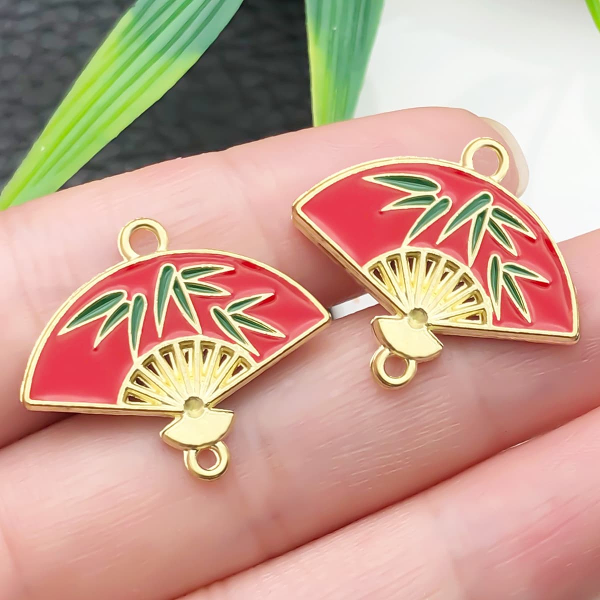 Двойной подвесной веер в китайском стиле с цветком сливы и бамбуковым листом, новые китайские серьги-заколки из масляного...