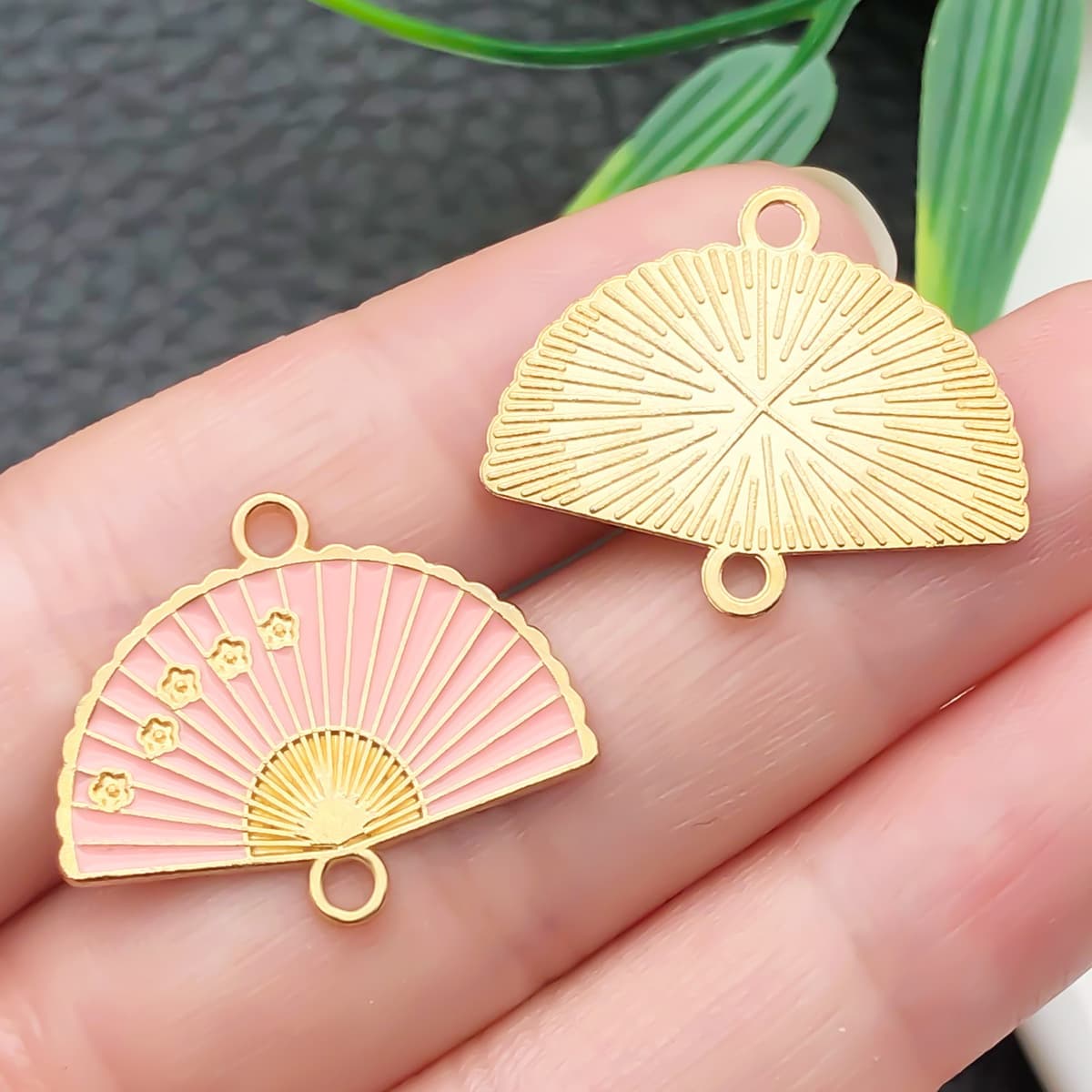 Двойной подвесной веер в китайском стиле с цветком сливы и бамбуковым листом, новые китайские серьги-заколки из масляного...