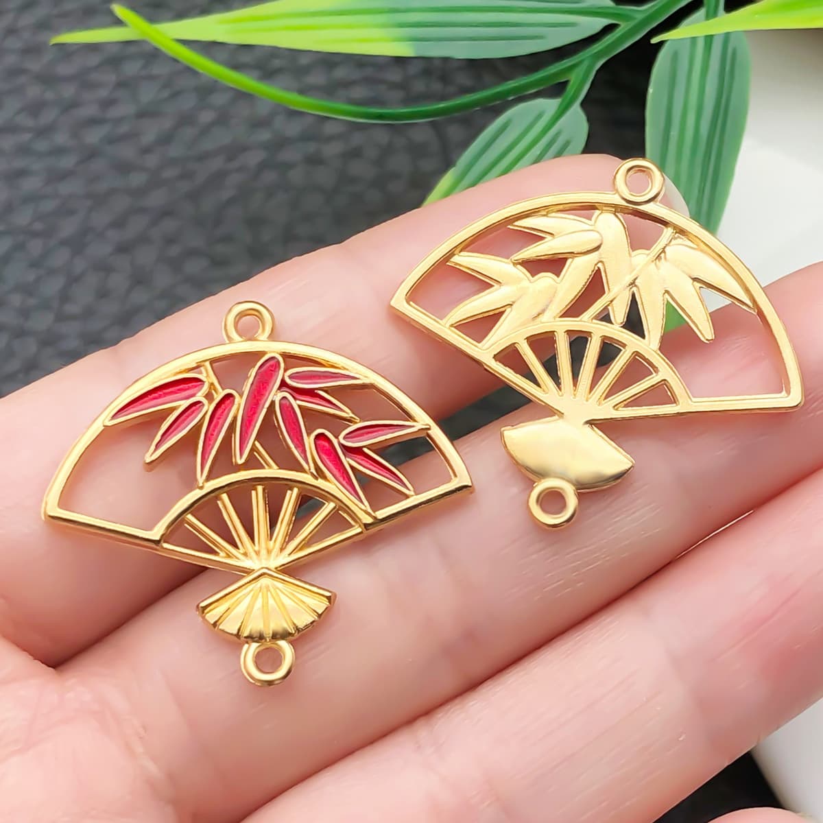 Двойной подвесной веер в китайском стиле с цветком сливы и бамбуковым листом, новые китайские серьги-заколки из масляного...