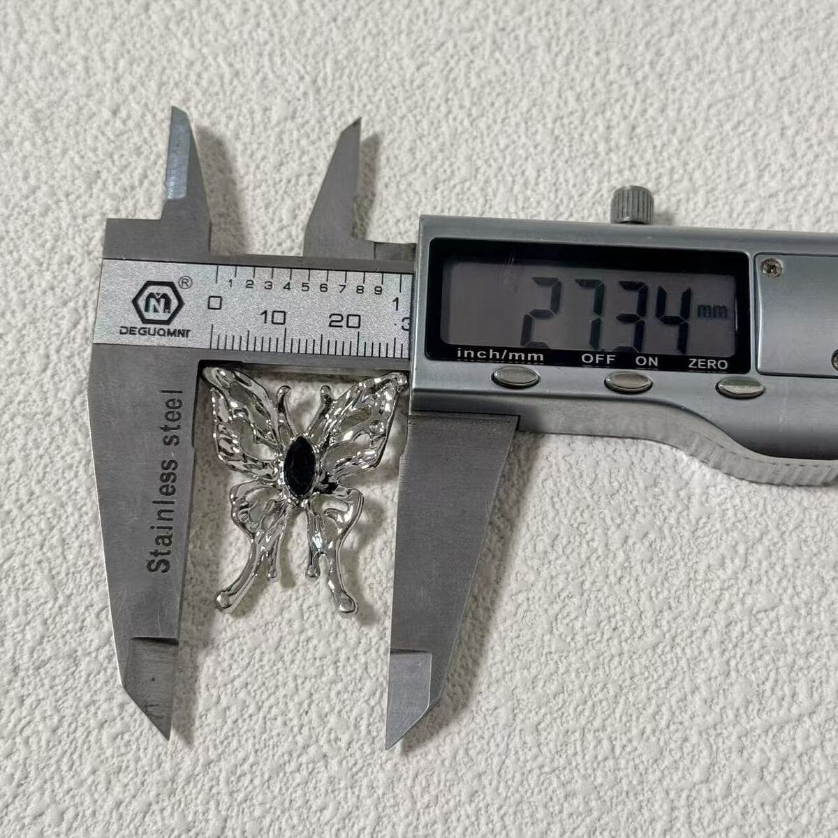 Сплавная точка сверления хвост бабочка карта 27MMDIY аксессуары стерео дырки обувь чехол для мобильного телефона Аксессуары...