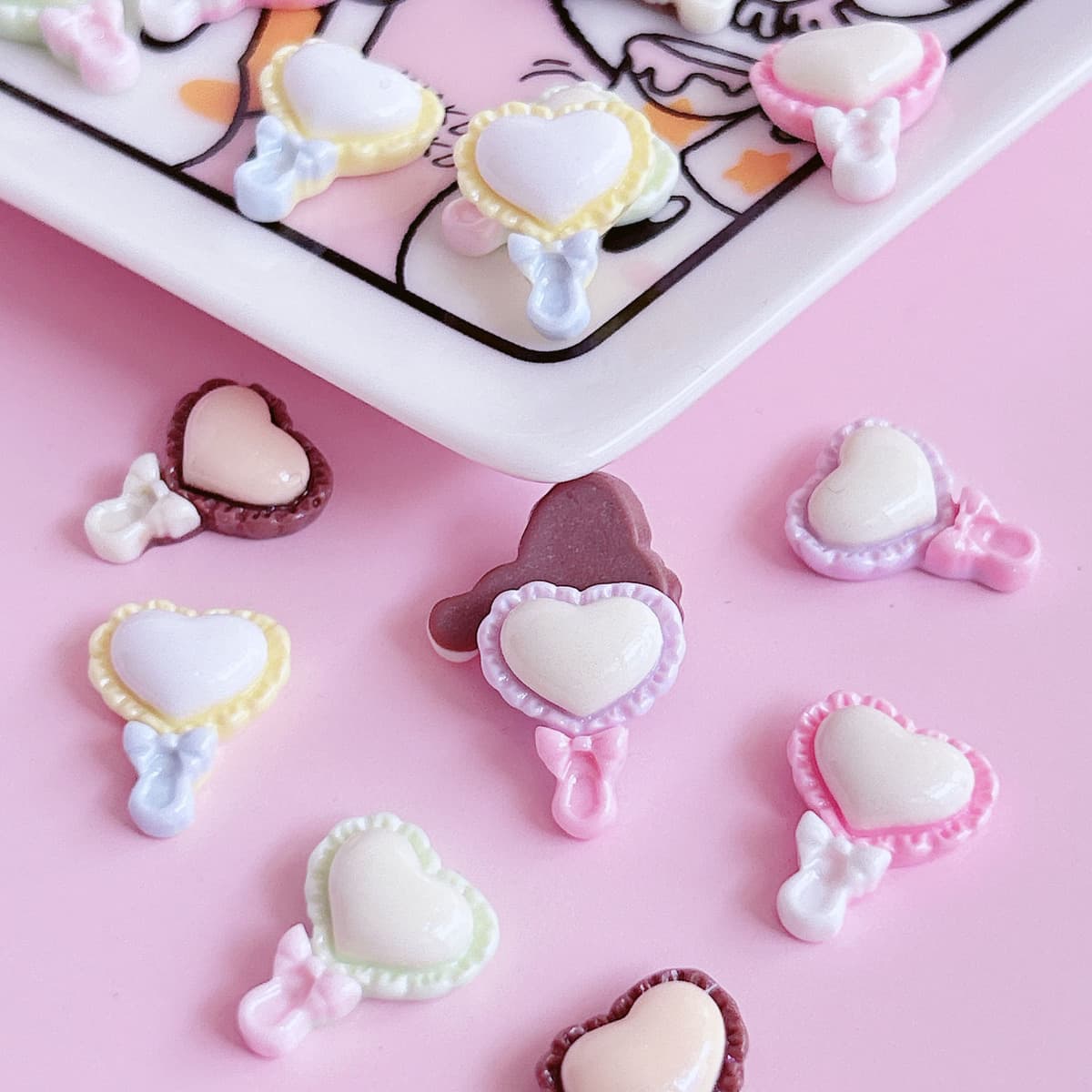 Мисс маленькая ручка, любовь, зеркало, декоративные аксессуары