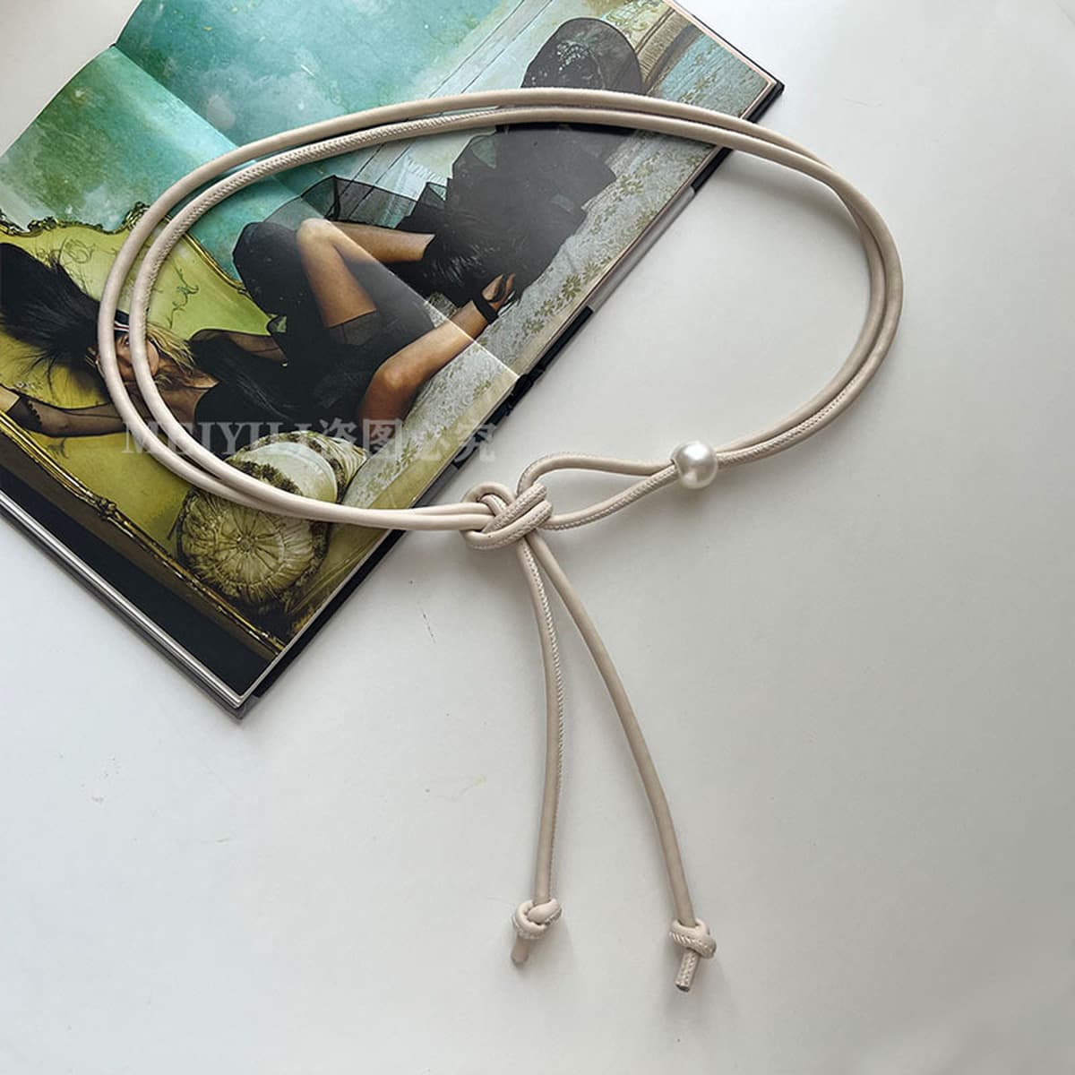 Летний премиальный жемчуг тонкий пояс дикий с юбкой и цепочкой талии