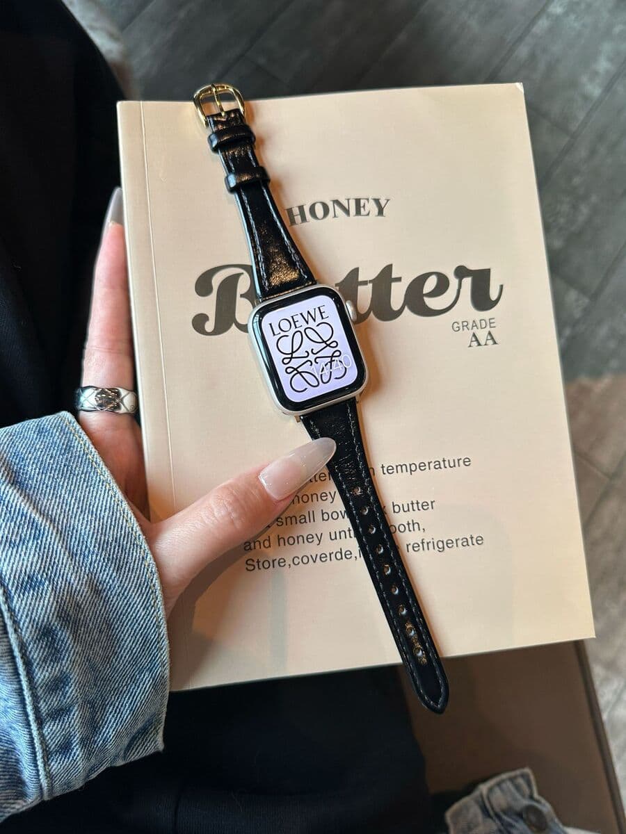 Подходит для Apple Watch iWatch 11-го поколения 987654 Ultra/SE, высококачественный тонкий глянцевый кожаный ремешок.