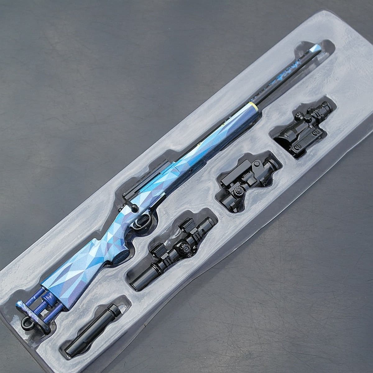 Побег Иисуса и мирное оружие боя M24 AKM M416 98K AWM модель пистолета кожа брелок