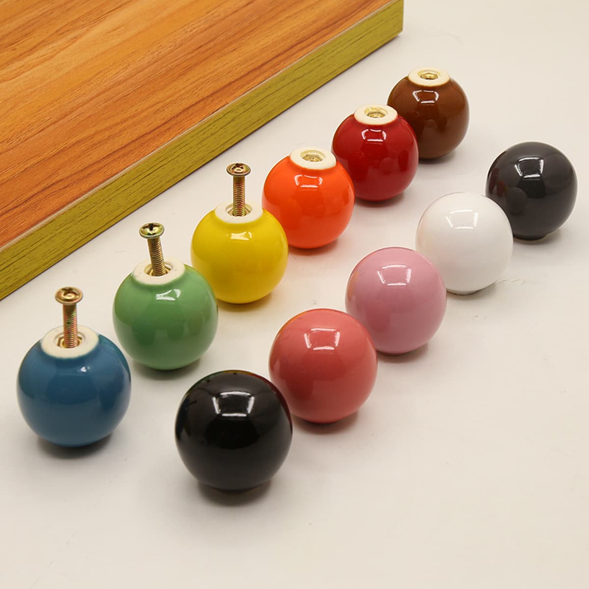 Цветные керамические двери шкафа ручка ручка минималистский шкаф ящик для шкафа шарик круглого типа с одним отверстием ручка...