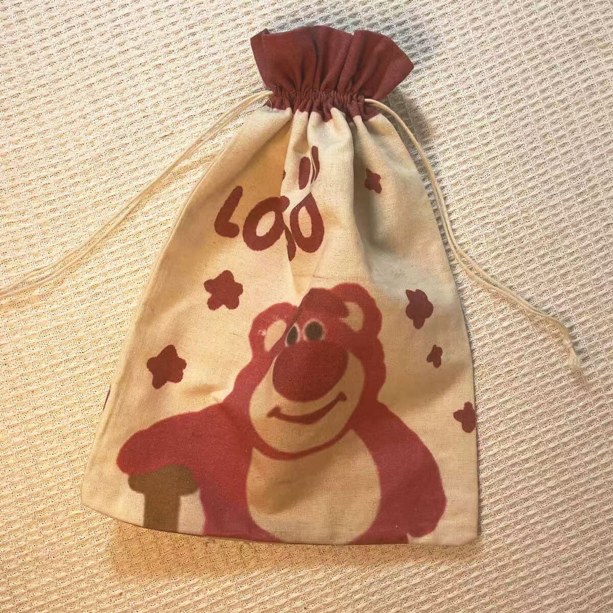 Hellokitty Hellokitty Hellokitty Hello Kitty Sandrio Очищенная вода 711 того же напитка (коробка 12)