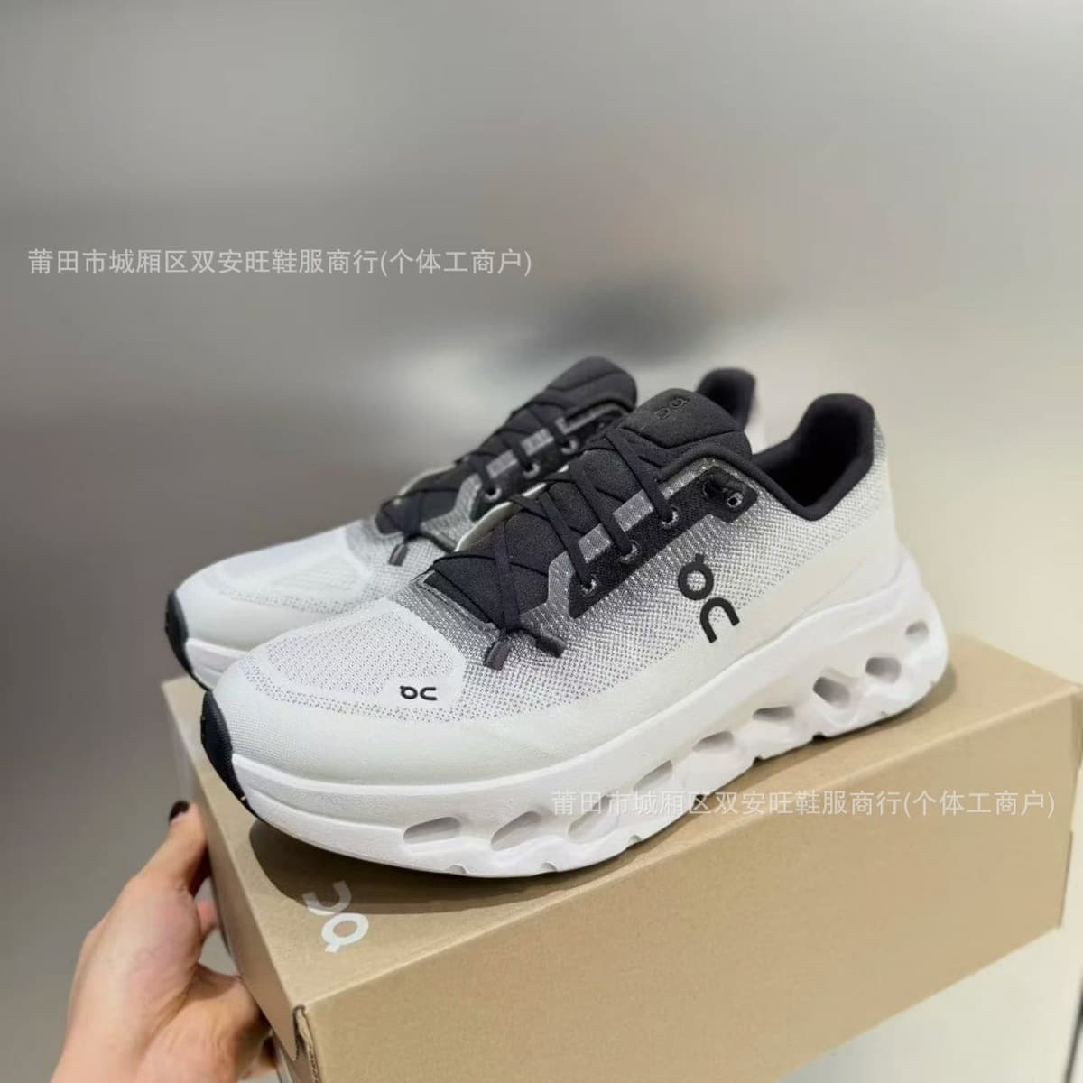 Putian Pure Original Cross-border On Running Дышащая спортивная обувь Cloudtil Luo Семейная коллаборация Кроссовки...