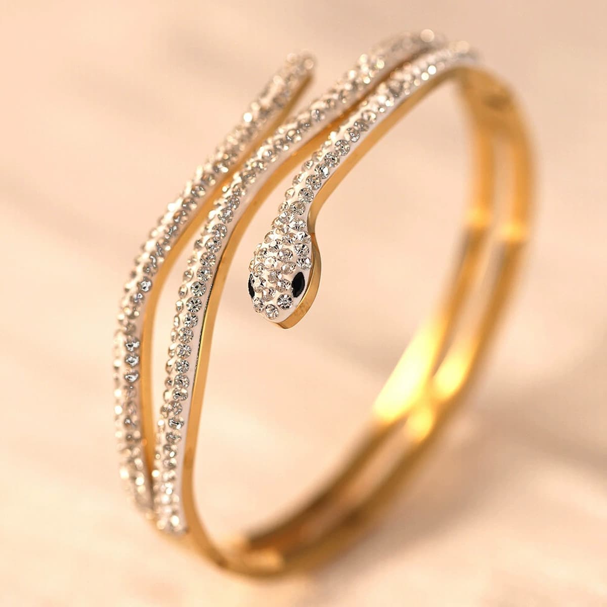 Женский браслет с четырехлистным клевером, покрытый гальваническим покрытием, не выцветает, экологичный, европейский и...