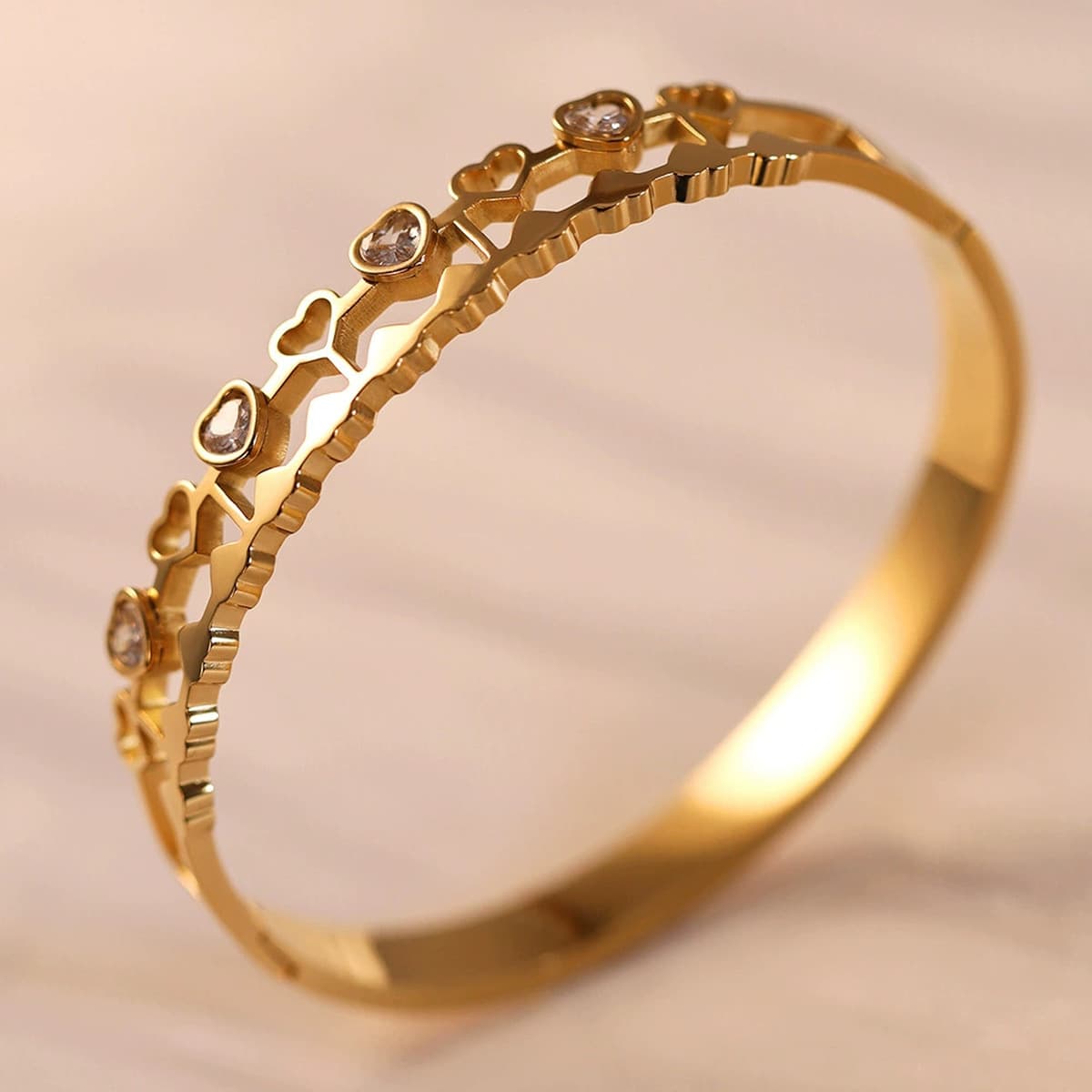 Женский браслет с четырехлистным клевером, покрытый гальваническим покрытием, не выцветает, экологичный, европейский и...