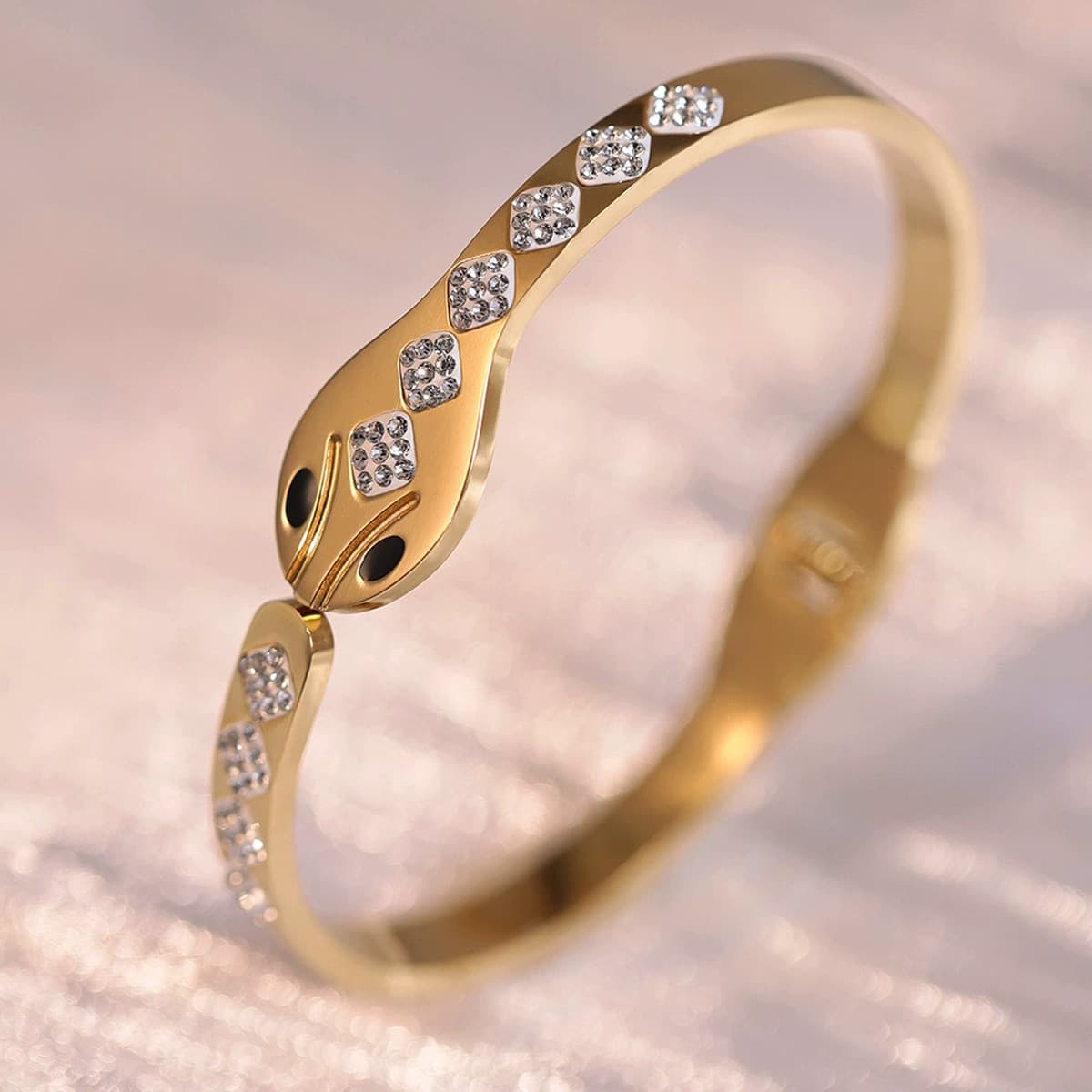 Женский браслет с четырехлистным клевером, покрытый гальваническим покрытием, не выцветает, экологичный, европейский и...