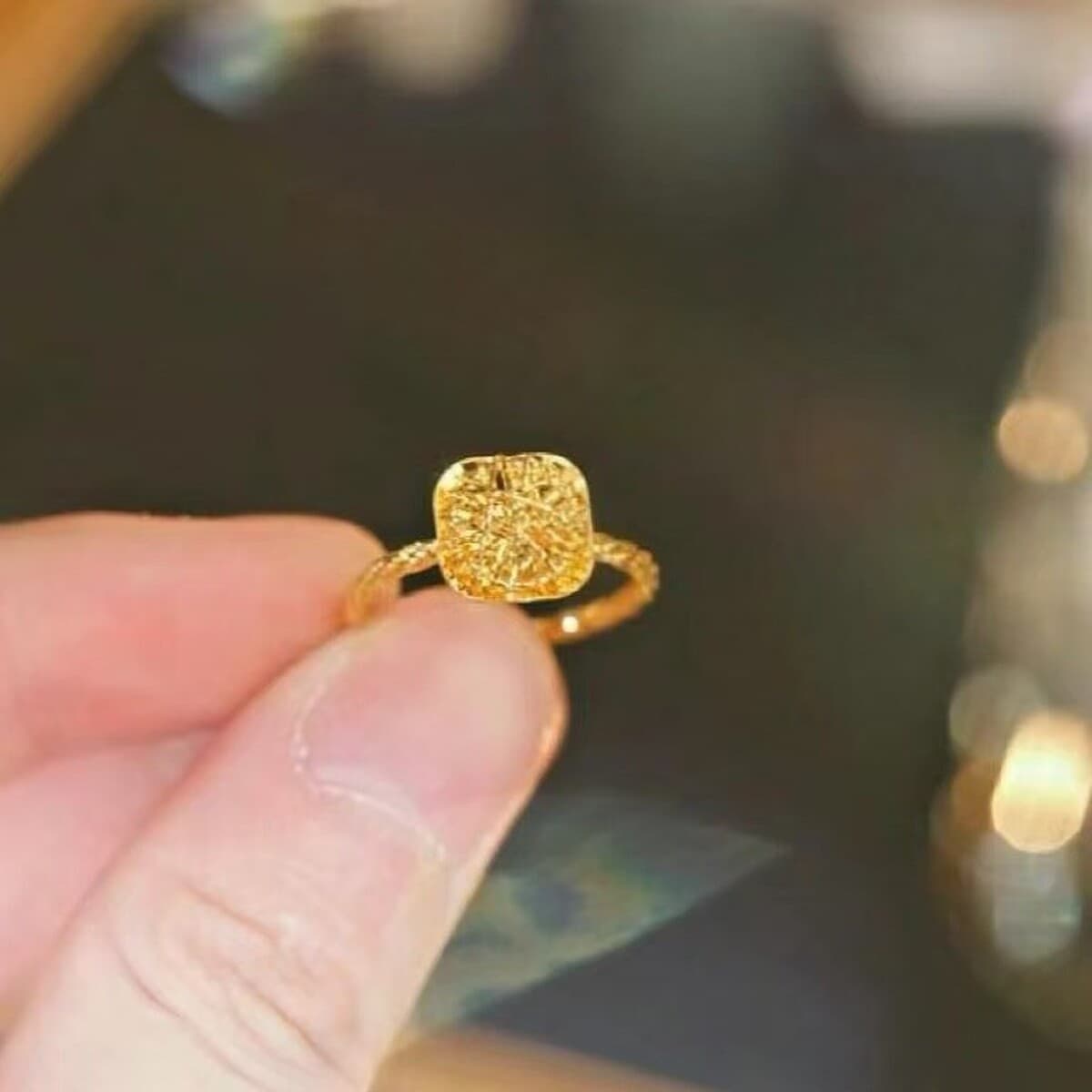 Новый набор ювелирных изделий из песочного золота: серьги в форме маленьких кубиков сахара, кольцо и ожерелье в стиле легкой...