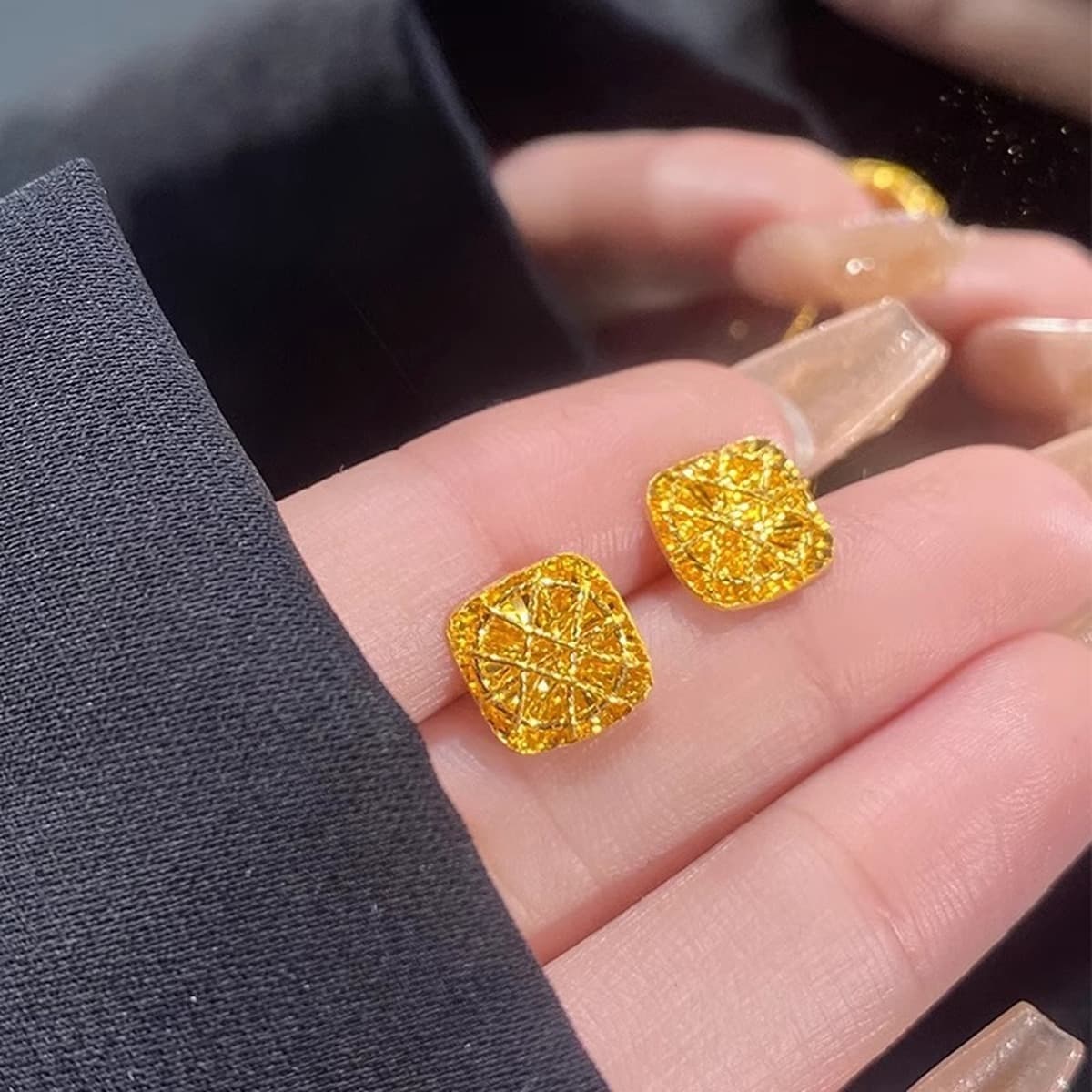 Новый набор ювелирных изделий из песочного золота: серьги в форме маленьких кубиков сахара, кольцо и ожерелье в стиле легкой...