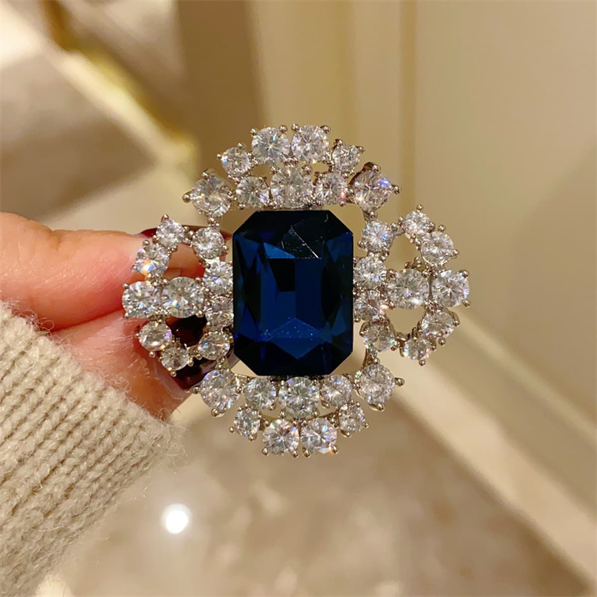 Винтаж Дворцовый стиль Шри-Ланка Сапфир ювелирные изделия брошь корсаж элегантный темперамент костюм куртка пряжка