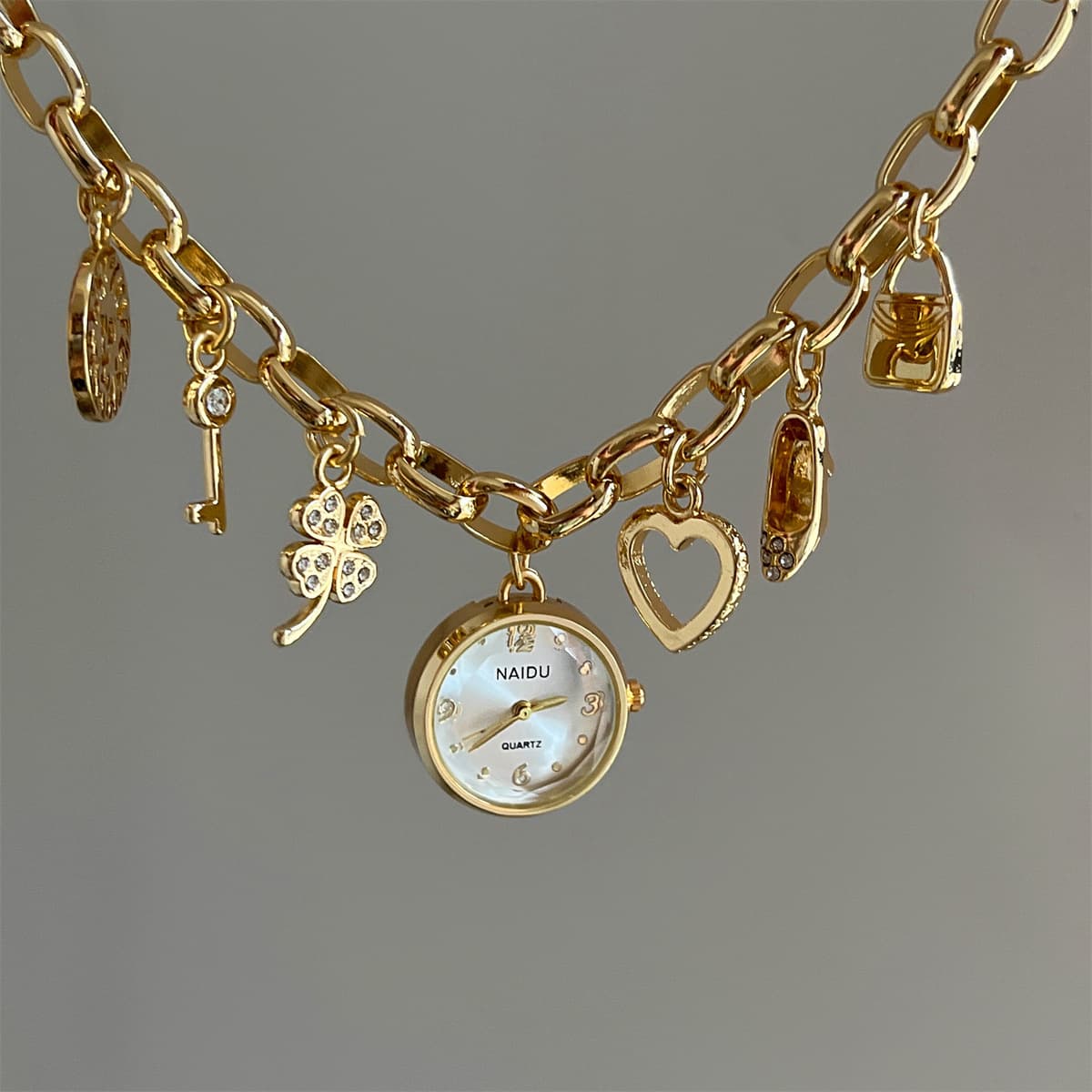 Модные тонкие женские часы в форме сердца с бриллиантами в корейском стиле, простые и элегантные женские часы с браслетом в...