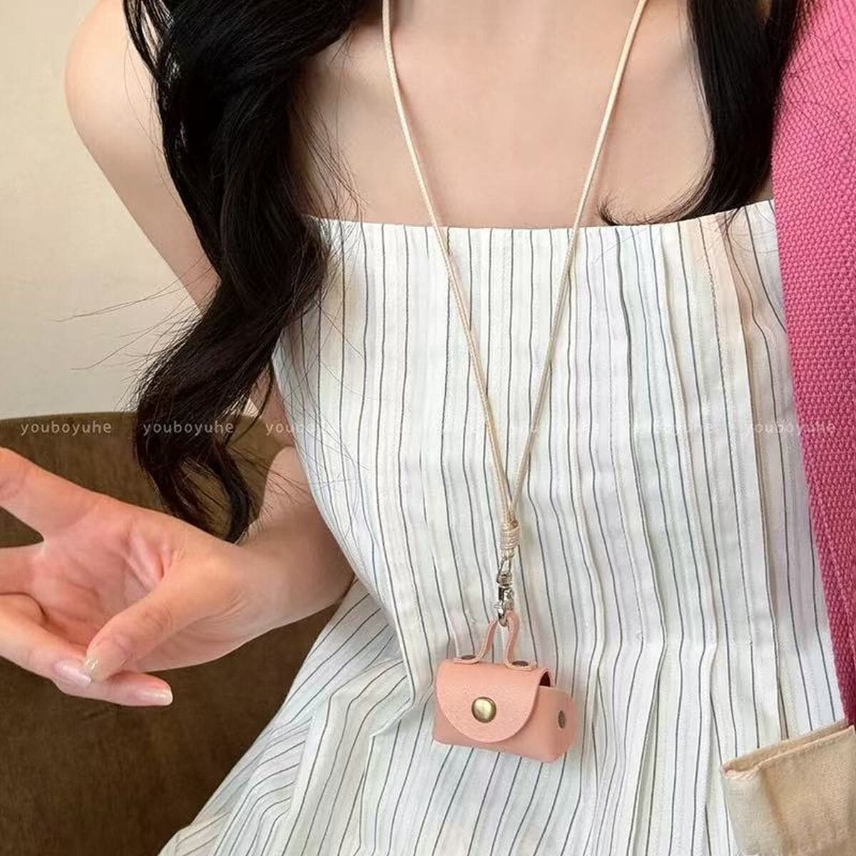 Кожаная магнитная шея очки сумка ожерелье женская сумка сумка солнцезащитные очки подвеска 2025 новый стиль изысканная...