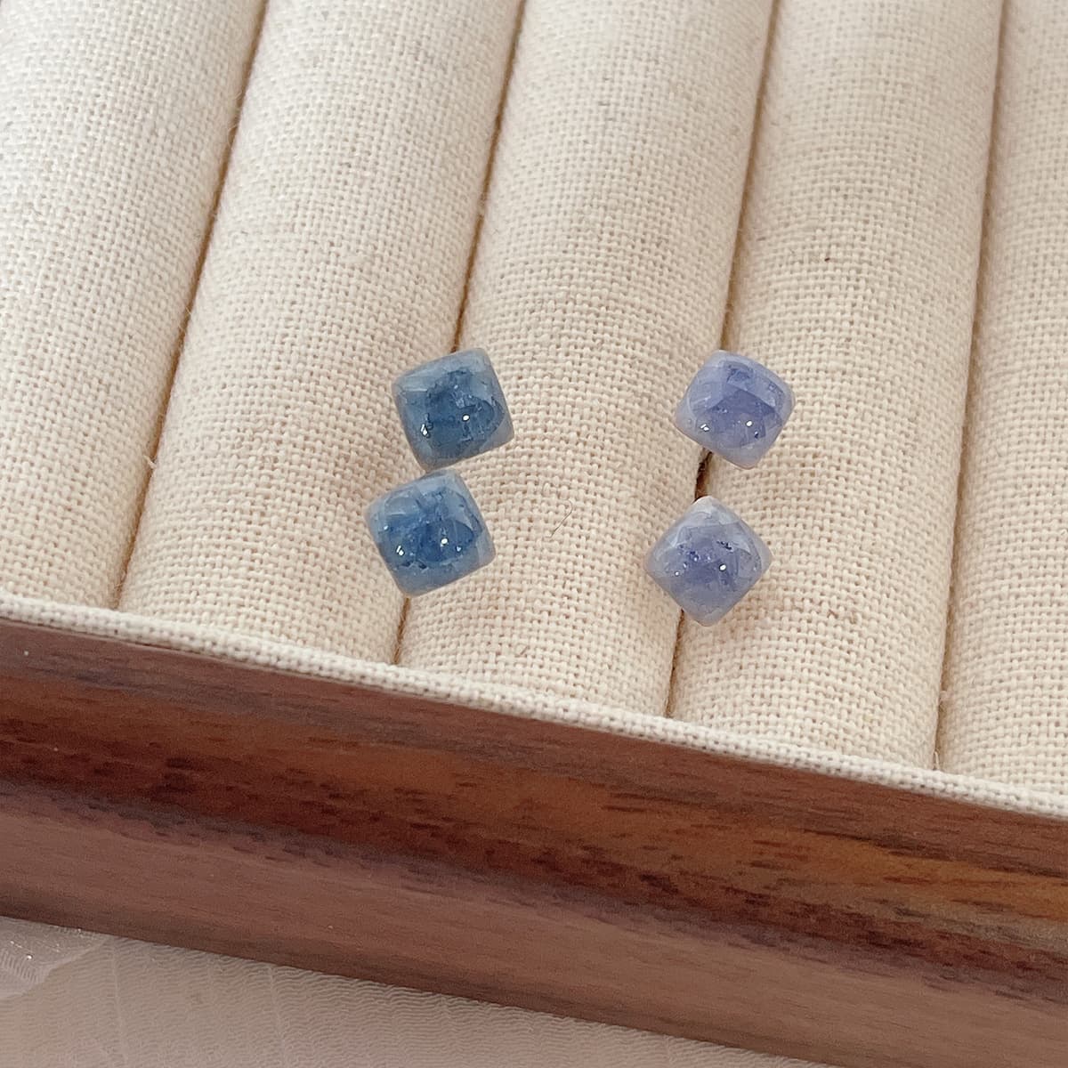 Керамические ледяные трещины Квадратные серьги стальные иглы