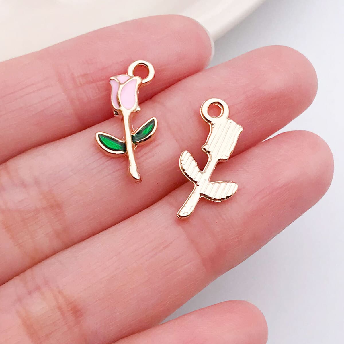 Кулон-подвеска для ожерелья DIY в форме сердца с розой и надписью LOVE, цвет розовый, ко Дню святого Валентина, аксессуары...