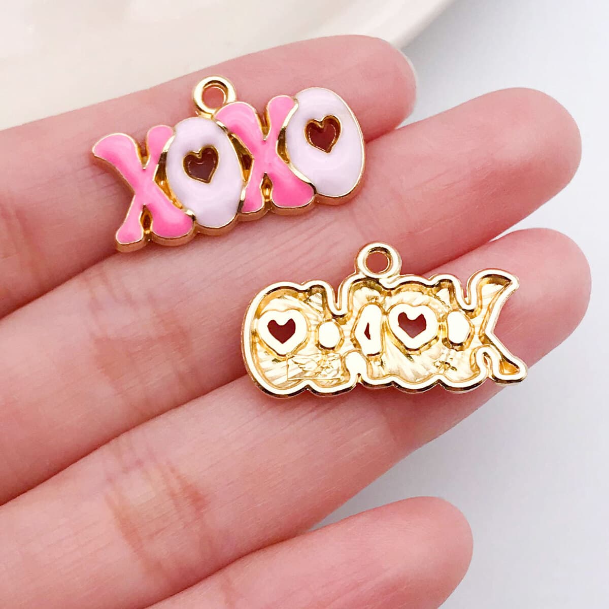 Кулон-подвеска для ожерелья DIY в форме сердца с розой и надписью LOVE, цвет розовый, ко Дню святого Валентина, аксессуары...