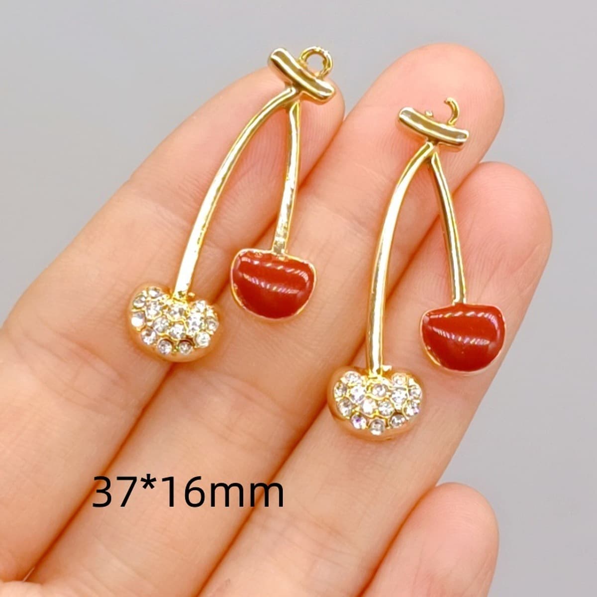 Корейская версия ювелирных изделий diy аксессуары один висячий стерео вишня клубника красный капли масла сплав подвеска DIY...
